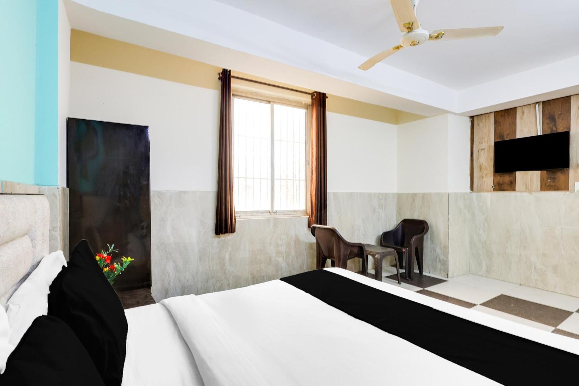 Hotel O Palam